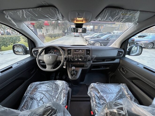 Citroen Jumpy-15