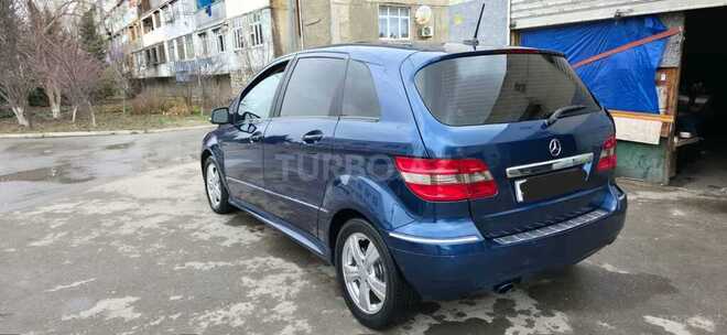 Mercedes B 170 2010, 182,000 km - 2.0 l - Sumqayıt