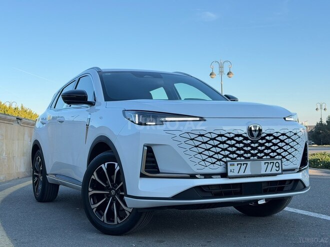 Changan CS 55 Plus 2025, 0 km - 1.5 л - Bakı