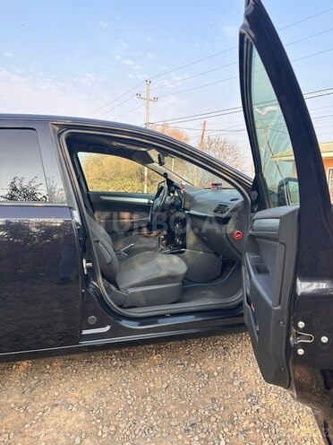 Opel Astra 2009, 227,013 km - 1.3 l - Saatlı