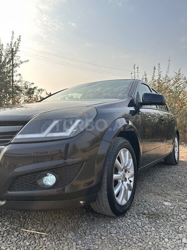 Opel Astra 2009, 227,013 km - 1.3 l - Saatlı