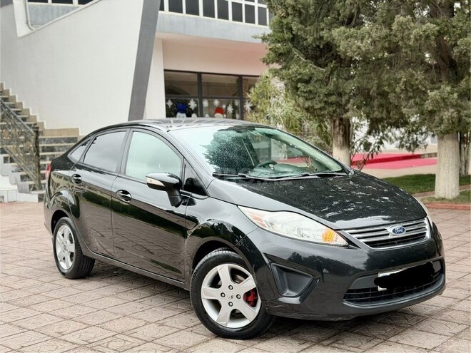 Ford Fiesta 2013, 198,774 km - 1.6 l - Sumqayıt
