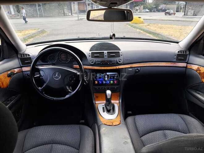 Mercedes E 220-8