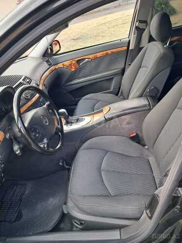 Mercedes E 220-2