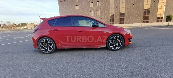Opel Astra 2014, 215,147 km - 2.0 l - Neftçala