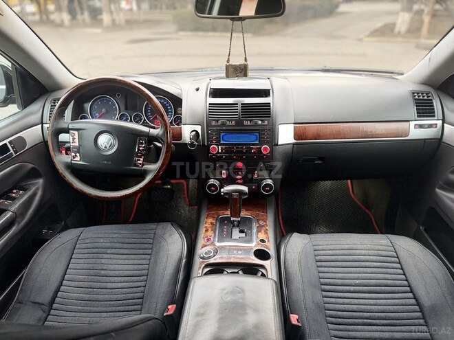 Volkswagen Touareg 2004, 241,444 km - 3.2 l - Sumqayıt