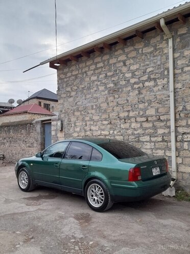 Volkswagen Passat 1999, 200,000 km - 1.8 л - Gəncə