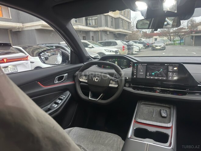 Changan Qiyuan Q05-4