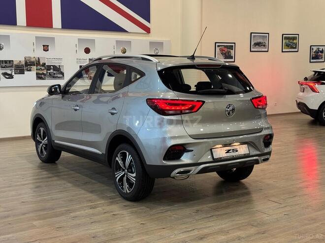 MG ZS-4