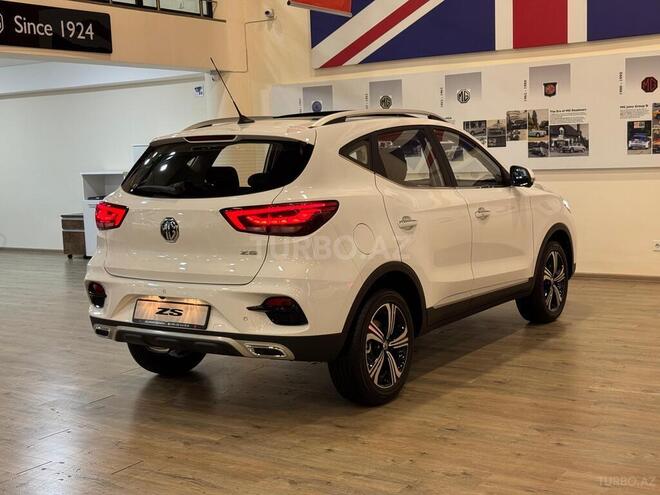 MG ZS-6