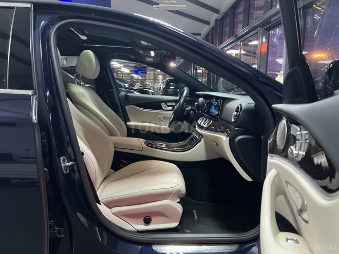 Mercedes E 350-10