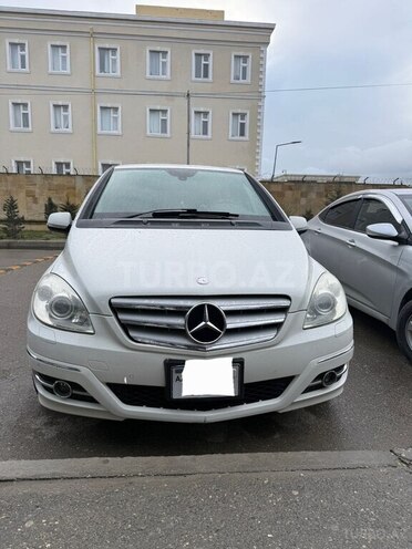 Mercedes B 180 2008, 155,600 km - 1.7 l - Bakı