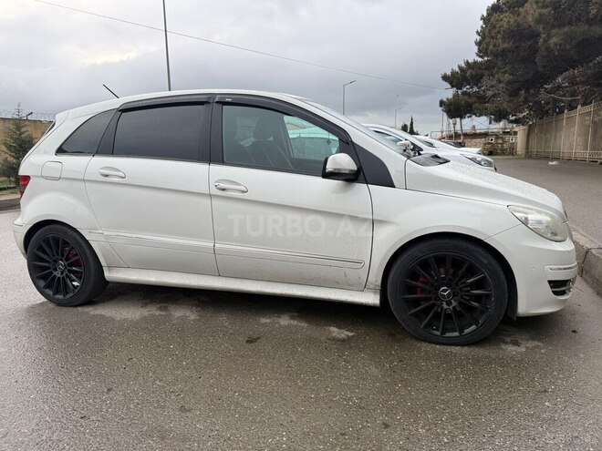 Mercedes B 180 2008, 155,600 km - 1.7 l - Bakı