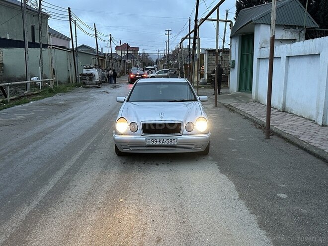 Mercedes E 320 1996, 295,000 km - 3.2 l - Bakı
