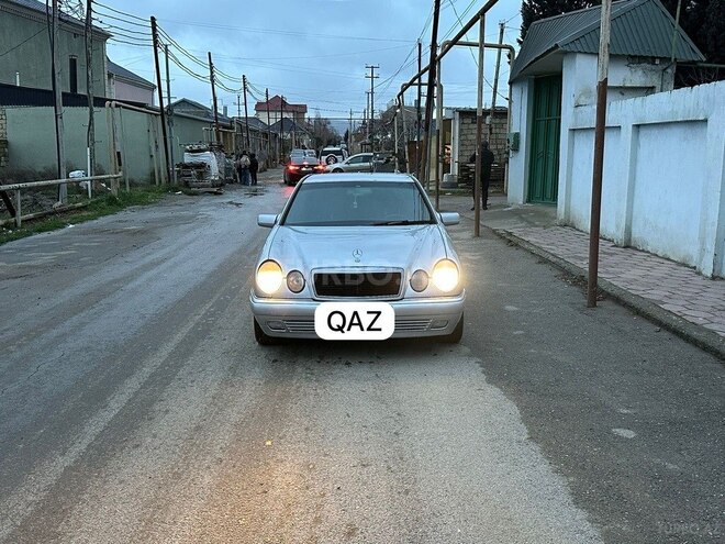 Mercedes E 320 1996, 295,000 km - 3.2 l - Bakı