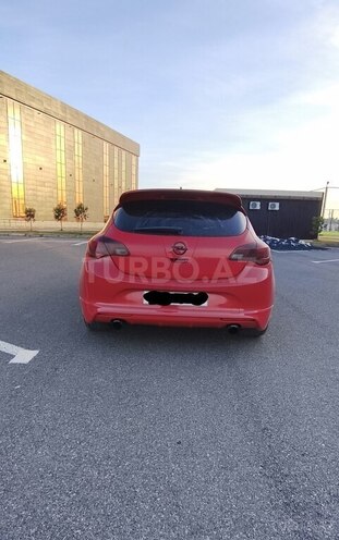 Opel Astra 2014, 215,147 km - 2.0 l - Neftçala