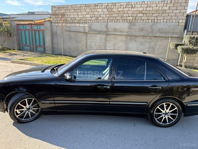 Mercedes E 280 2000, 376,000 km - 2.8 л - Bakı