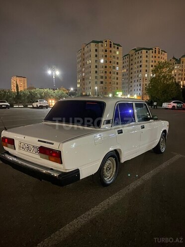 LADA (VAZ) 2107 1998, 85,000 km - 1.6 л - Quba