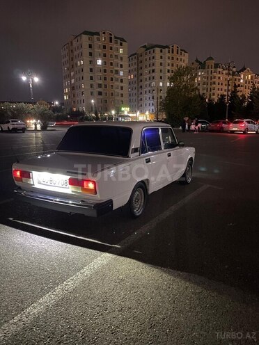 LADA (VAZ) 2107 1998, 85,000 km - 1.6 л - Quba