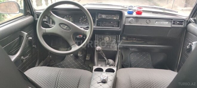 LADA (VAZ) 2107 1998, 85,000 km - 1.6 л - Quba