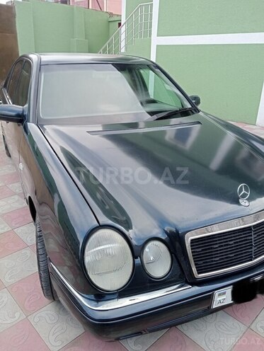 Mercedes E 240 1999, 345,000 km - 2.4 l - Bakı