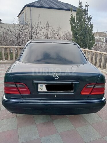 Mercedes E 240 1999, 345,000 km - 2.4 l - Bakı