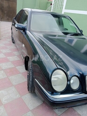 Mercedes E 240 1999, 345,000 km - 2.4 l - Bakı