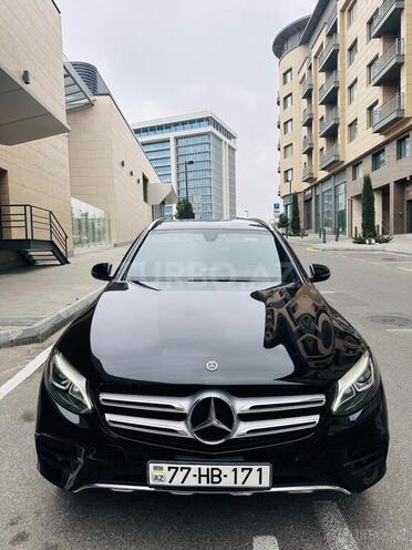 Mercedes GLC 300 4MATIC 2018, 77,000 km - 2.0 l - Bakı