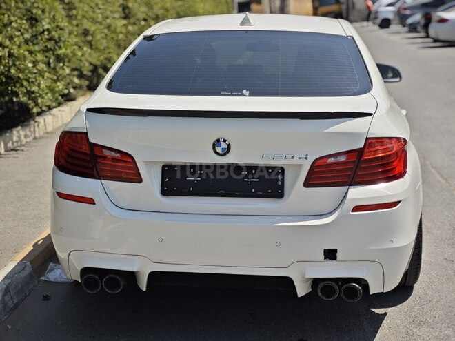 BMW 520 2014, 244,000 km - 2.0 l - Bakı