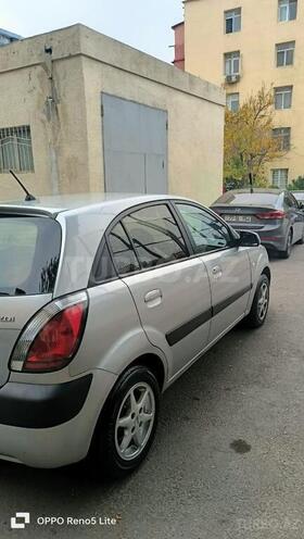Kia Rio-2
