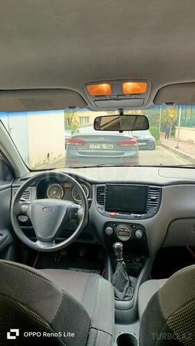 Kia Rio-8