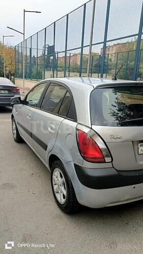 Kia Rio-5