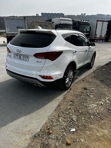 Hyundai Santa Fe-4