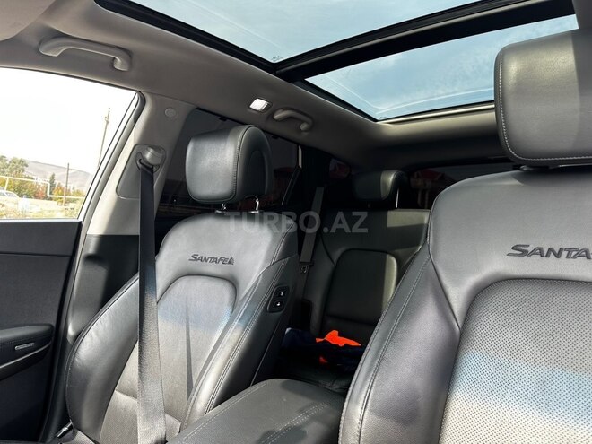 Hyundai Santa Fe-10