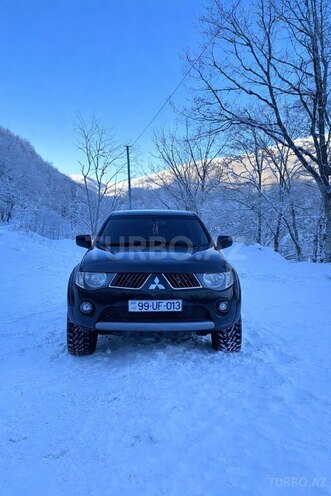 Mitsubishi L200 2008, 274,000 km - 2.5 l - Bakı