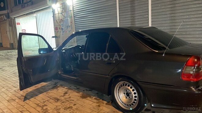 Mercedes C 200 1995, 550,000 km - 2.0 л - Şirvan