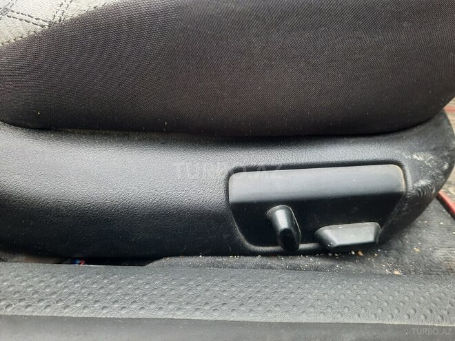 Volkswagen Passat 2001, 243,851 km - 2.8 l - Bakı