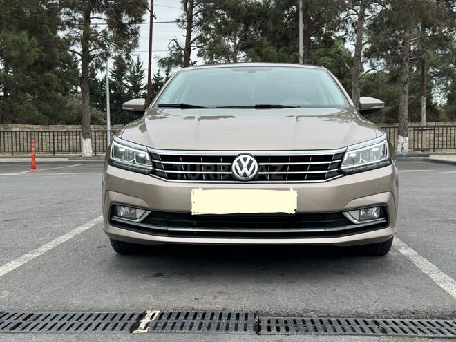Volkswagen Passat 2016, 124,900 km - 1.8 l - Bakı