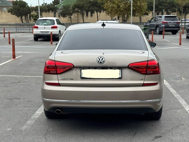 Volkswagen Passat 2016, 124,900 km - 1.8 l - Bakı