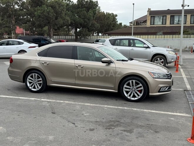 Volkswagen Passat 2016, 124,900 km - 1.8 l - Bakı