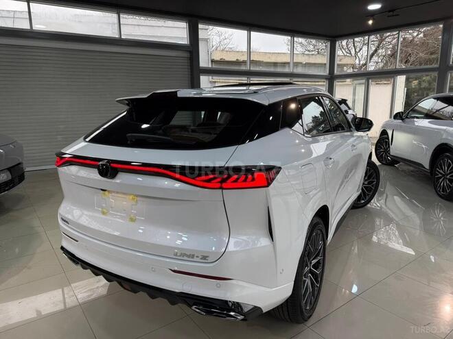 Changan Uni-Z-8