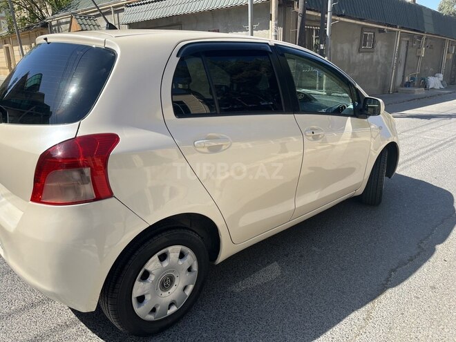 Toyota Yaris 2005, 200,000 km - 1.0 l - Bakı