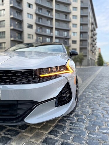 Kia K5-3