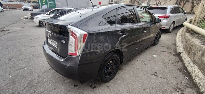 Toyota Prius 2014, 227,000 km - 1.8 л - Bakı
