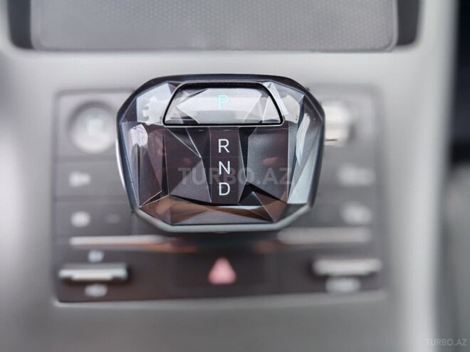 BYD Qin Plus-8