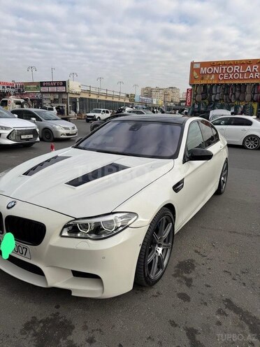 BMW M5 2012, 174,000 km - 4.4 l - Bakı