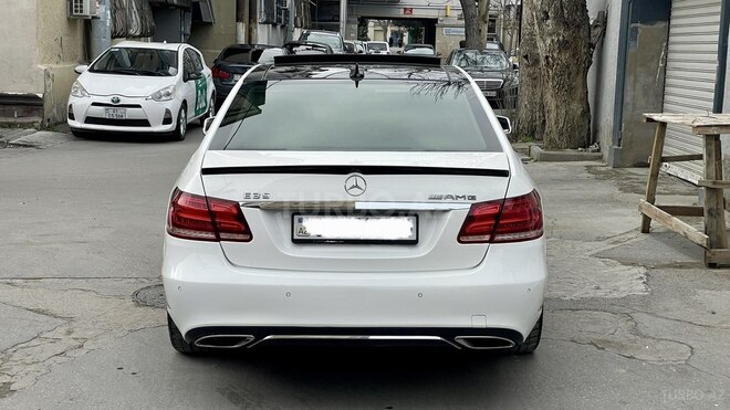 Mercedes E 200 2014, 211,000 km - 2.0 l - Bakı