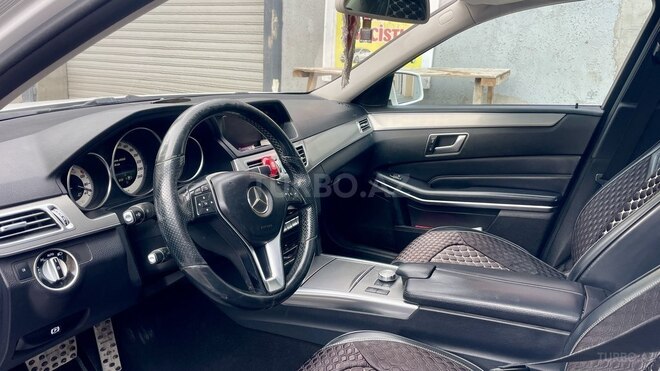 Mercedes E 200 2014, 211,000 km - 2.0 l - Bakı