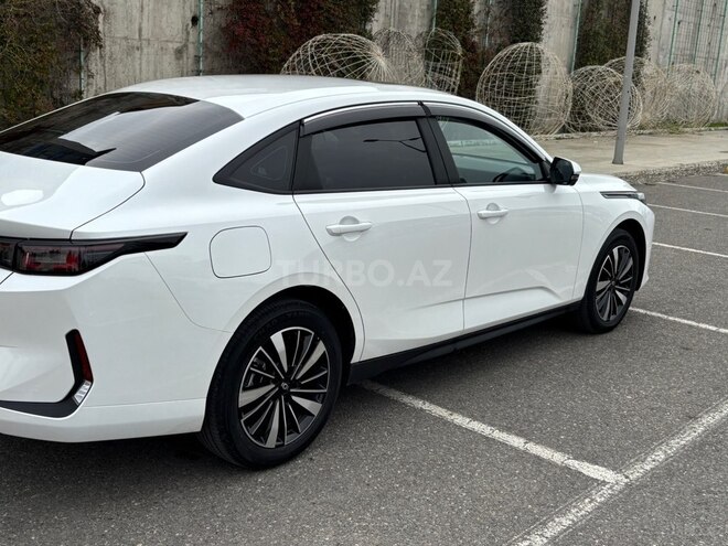 Changan Qiyuan A05 2025, 2,700 km - 1.5 l - Bakı
