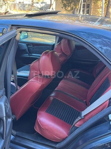 Mercedes E 230 1996, 254,651 km - 2.3 l - Qazax